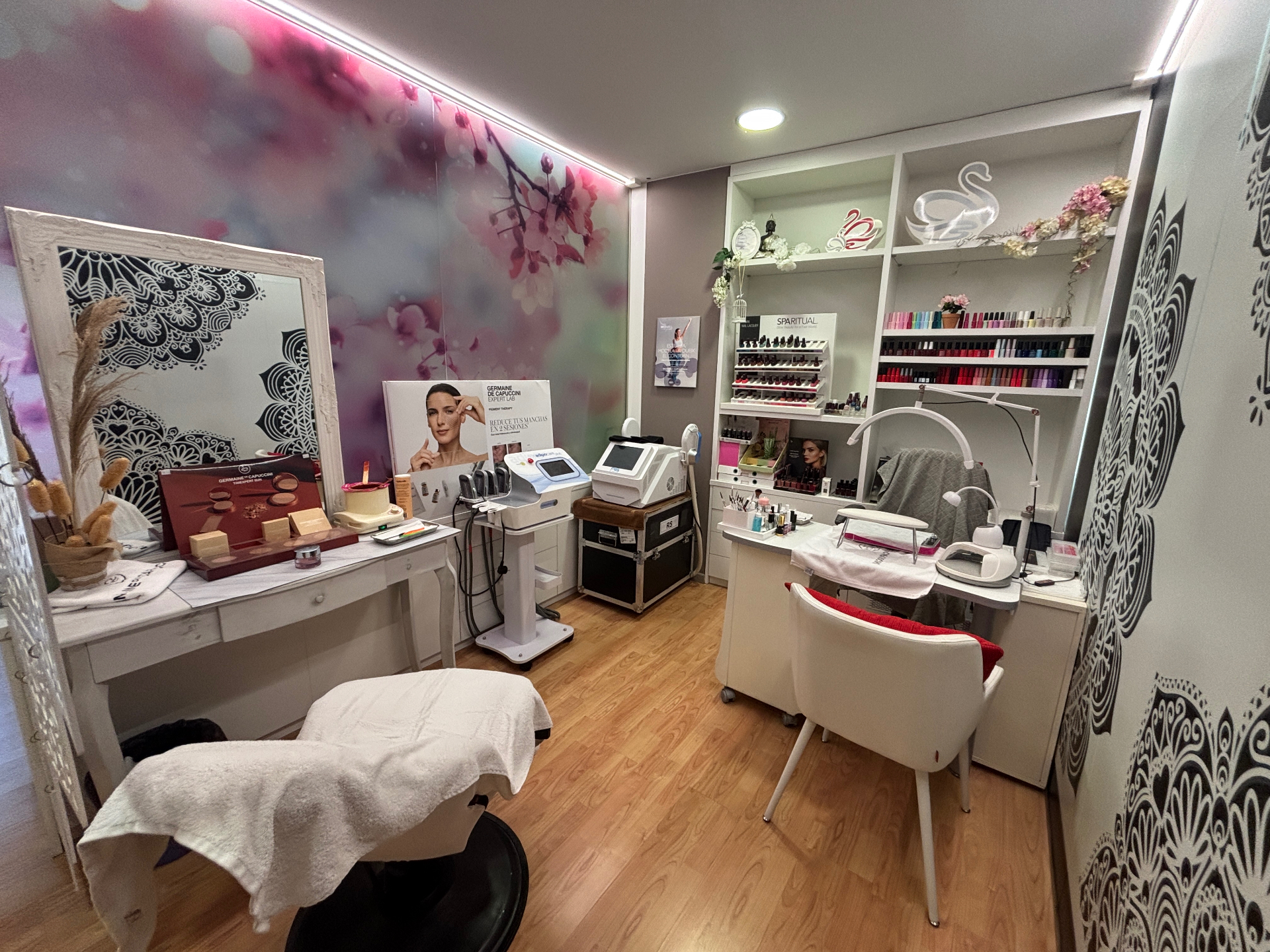 Sala de manicura i pedicura de Vilau a La Ràpita