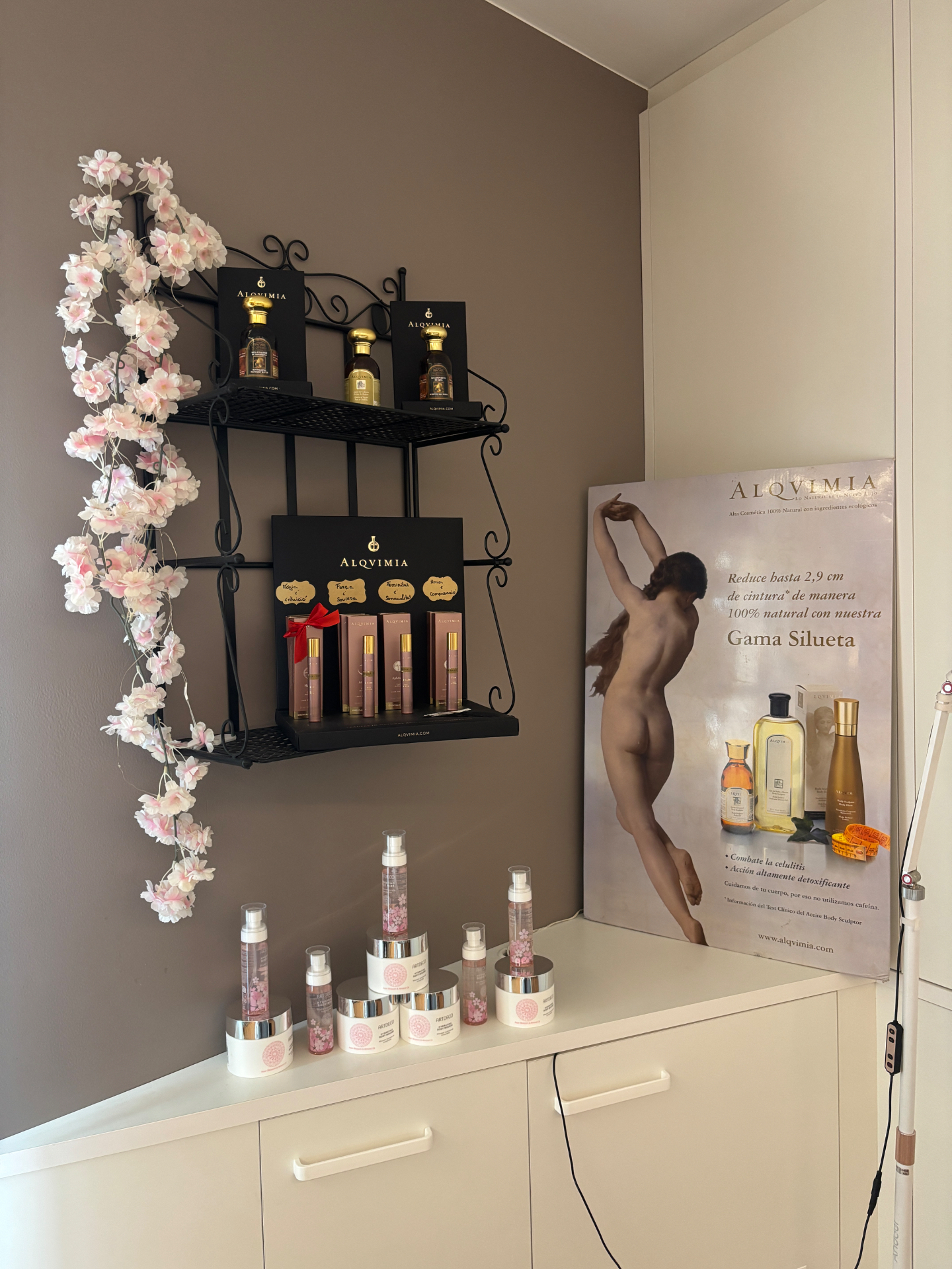 Productes Alqvimia al centre d'estètica Vilau La Ràpita